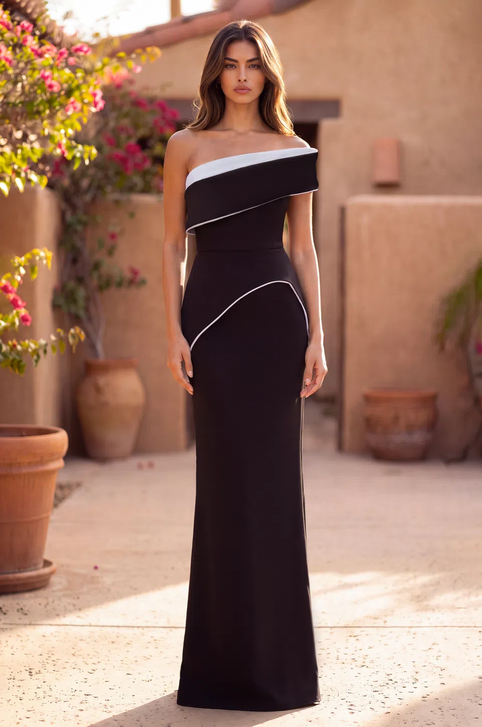 Vestido de gala de scuba con un hombro y peplum — Negro / blanco 1
