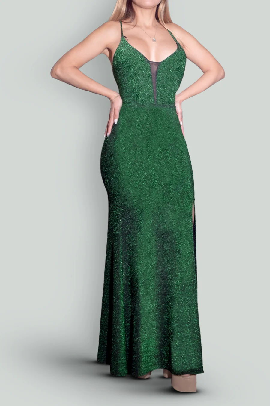 Vestido brillante de tirantes con espalda de cordones y abertura — Verde