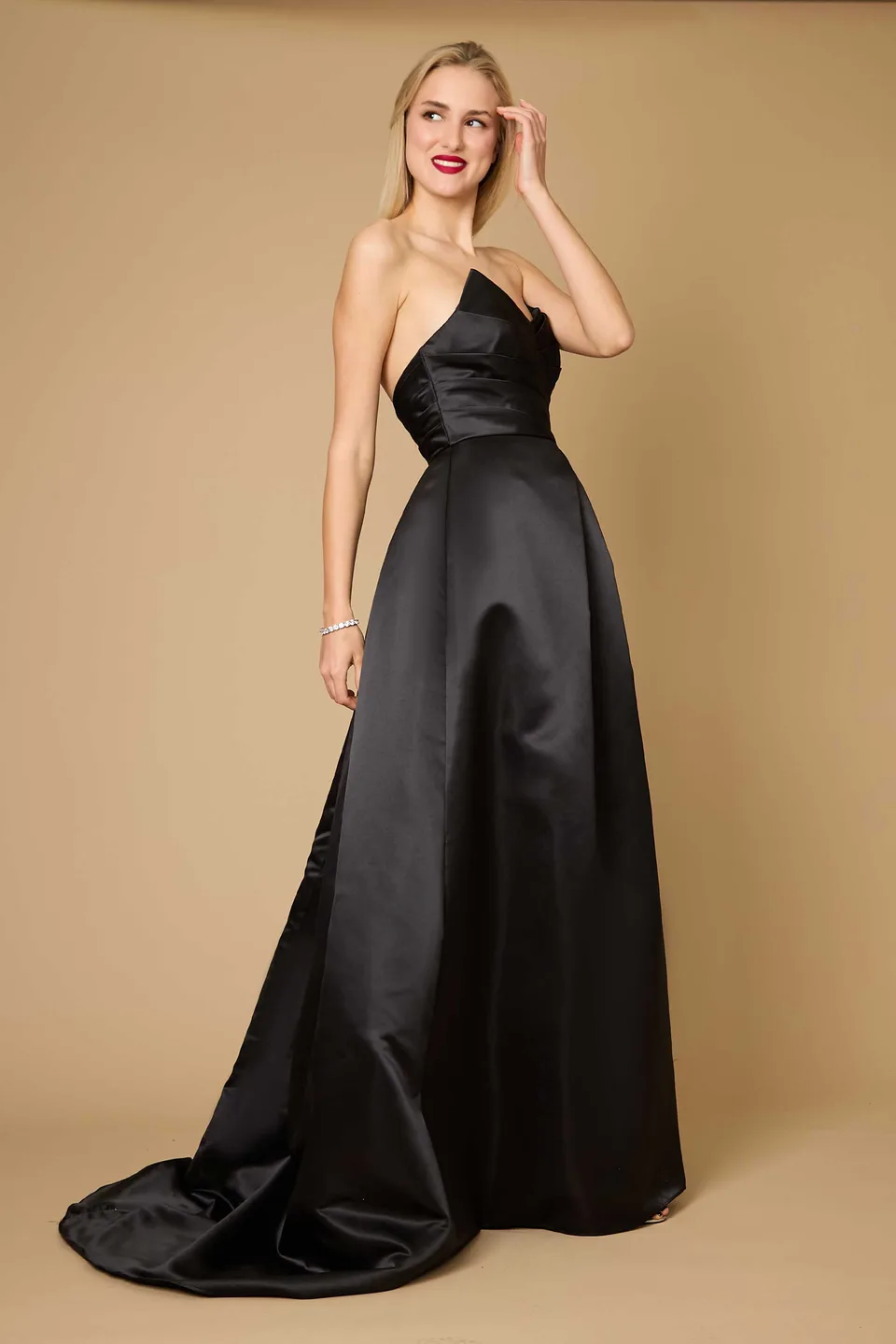 Vestido de bailarina negro de satín sin tirantes — Negro 3