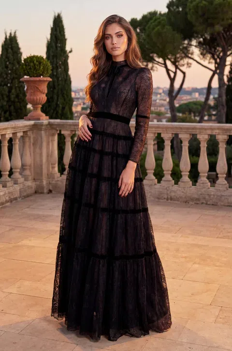 Vestido de gala de encaje con cuello alto y mangas largas — Negro / nude 3