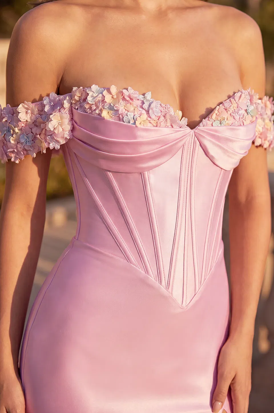Vestido de graduación de satín con hombros caídos y flores 3D — Rosa 3